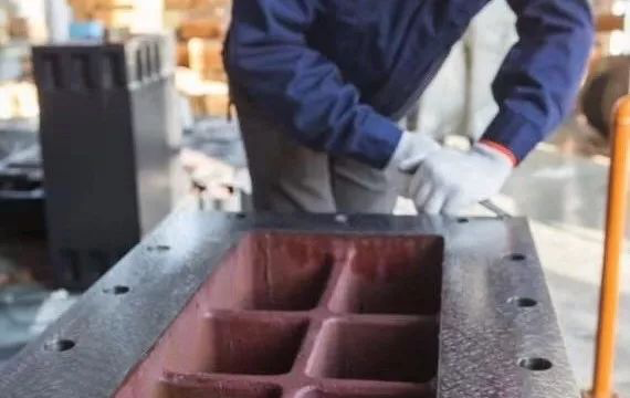 為什么精密機(jī)床都要手工鏟花？