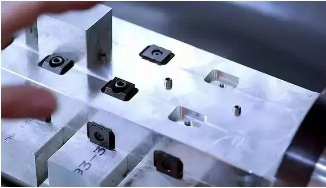 【新手必看】3軸、3+2軸、5軸加工的區(qū)別是什么？(圖12)